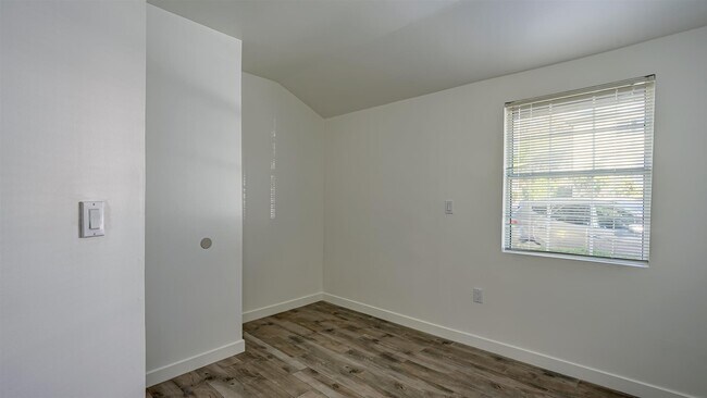 Foto del edificio - 3303 Cardiff Ave