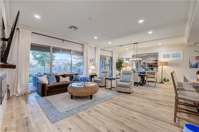 Building Photo - 105 Fountainhead Cir