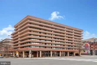 Building Photo - 2555 Pennsylvania Ave NW