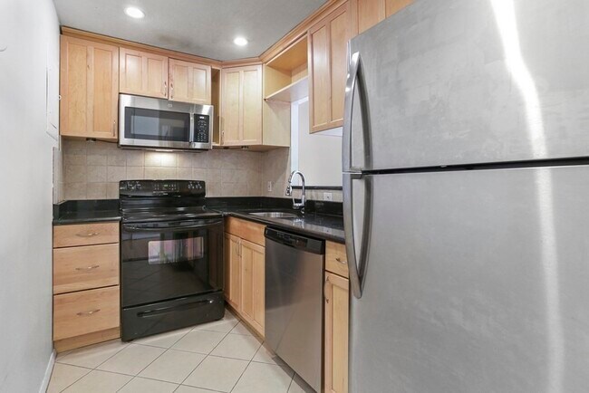 Foto del edificio - 12 Pond Ln