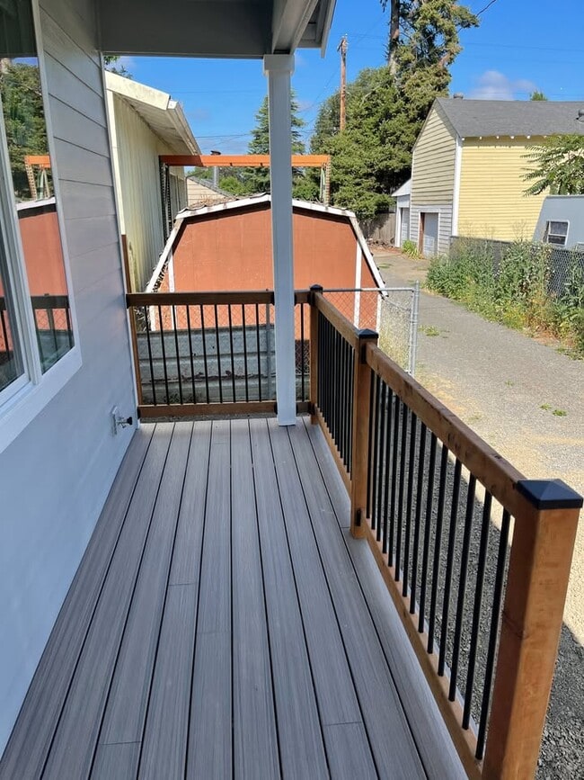 Foto del edificio - 1765 Waller St SE