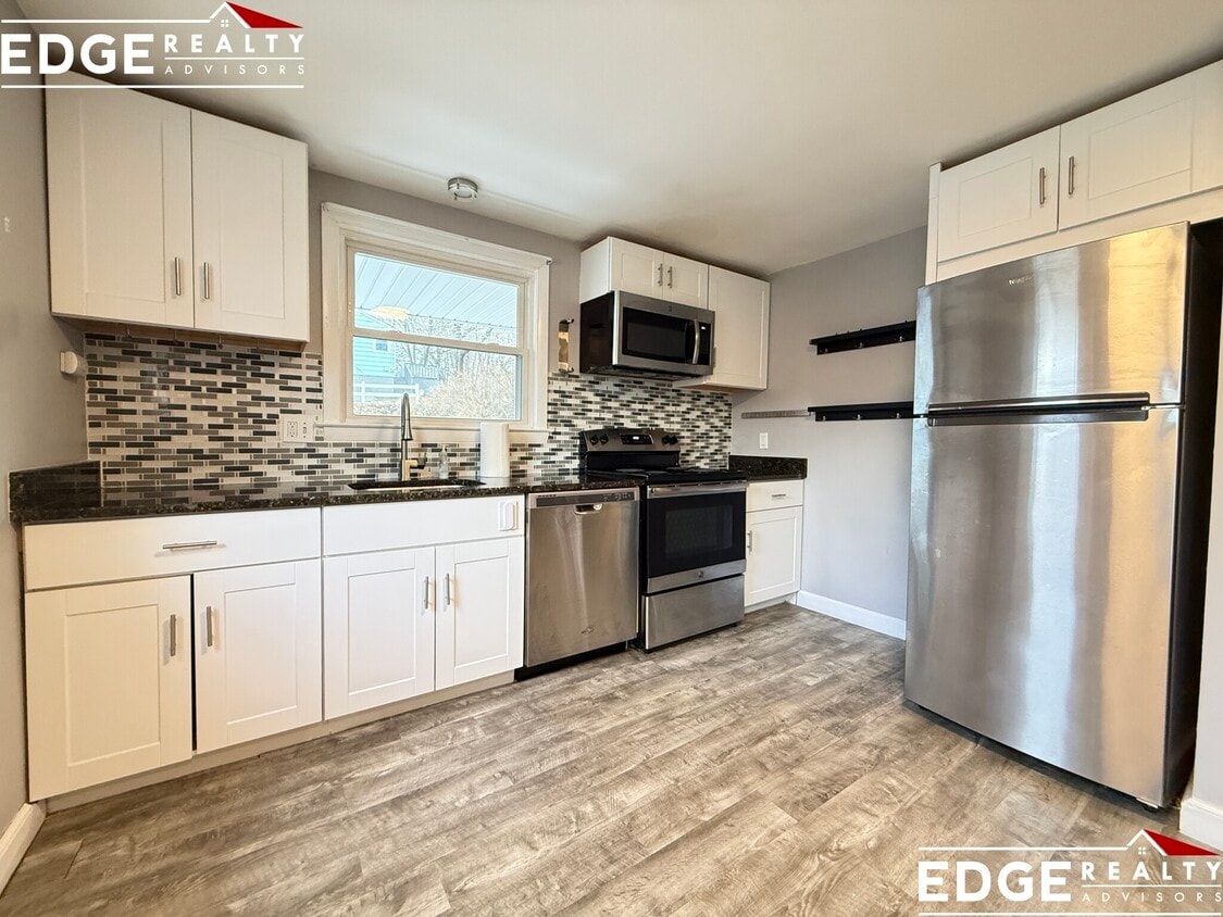 Foto principal - 110 Pine Hill Cir