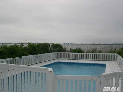 Primary Photo - 6 Sandpiper Ct