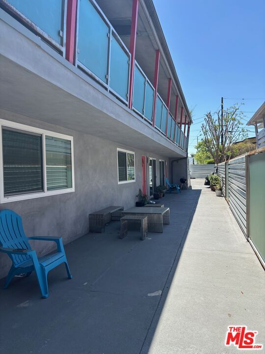 Foto del edificio - 3429 Caroline Ave