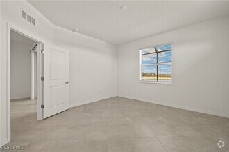 Building Photo - 44331 Topmast Ter
