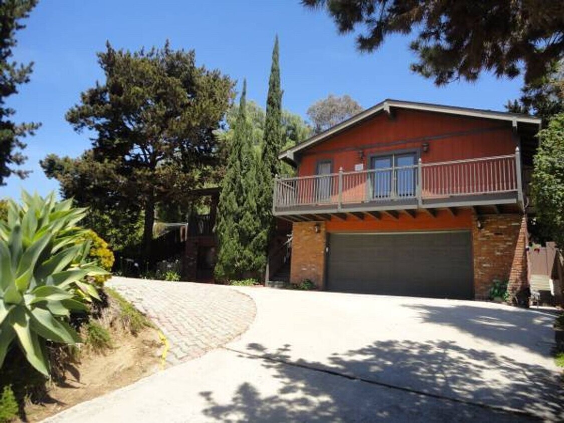 Foto principal - Huge 5 Bedroom, 3 bathrooms