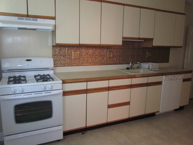Foto del edificio - Charming 2 Bedroom/2 Bathroom in Catonsvil...