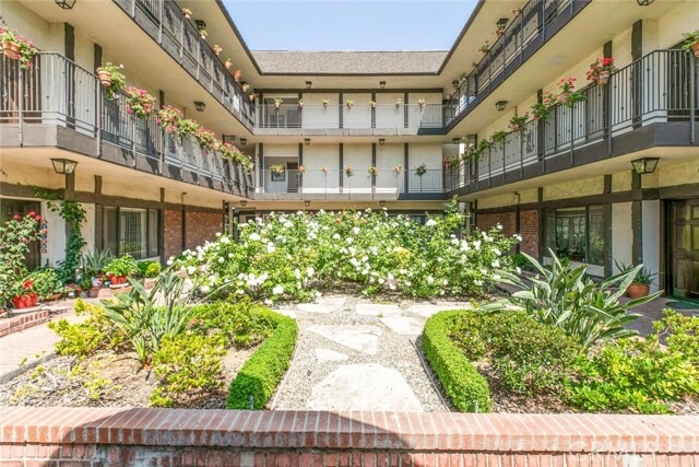 Foto del edificio - 234 N Kenwood St