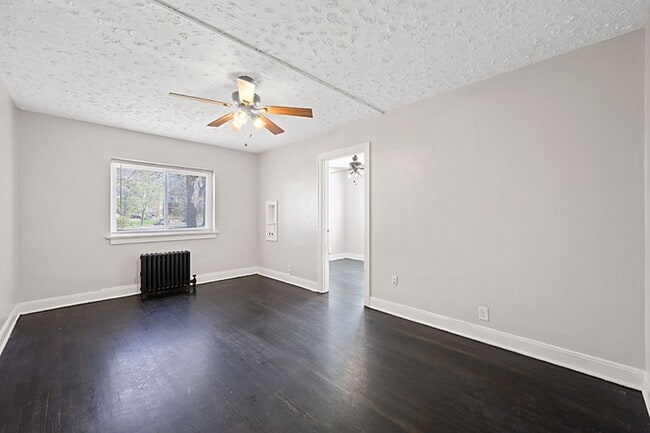 Building Photo - 4300 Erie Ave