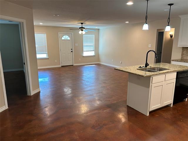 Foto del edificio - 313 Elmwood St