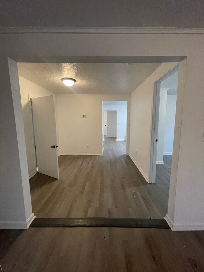 Foto del edificio - Available Now 3 Bedroom 1 Bath house!!