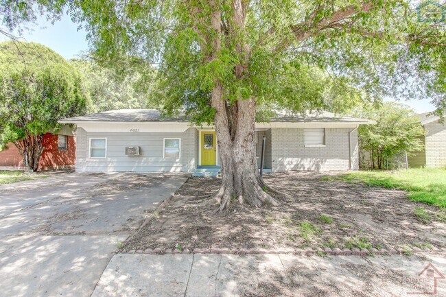 Foto del edificio - 4621 SW H Ave