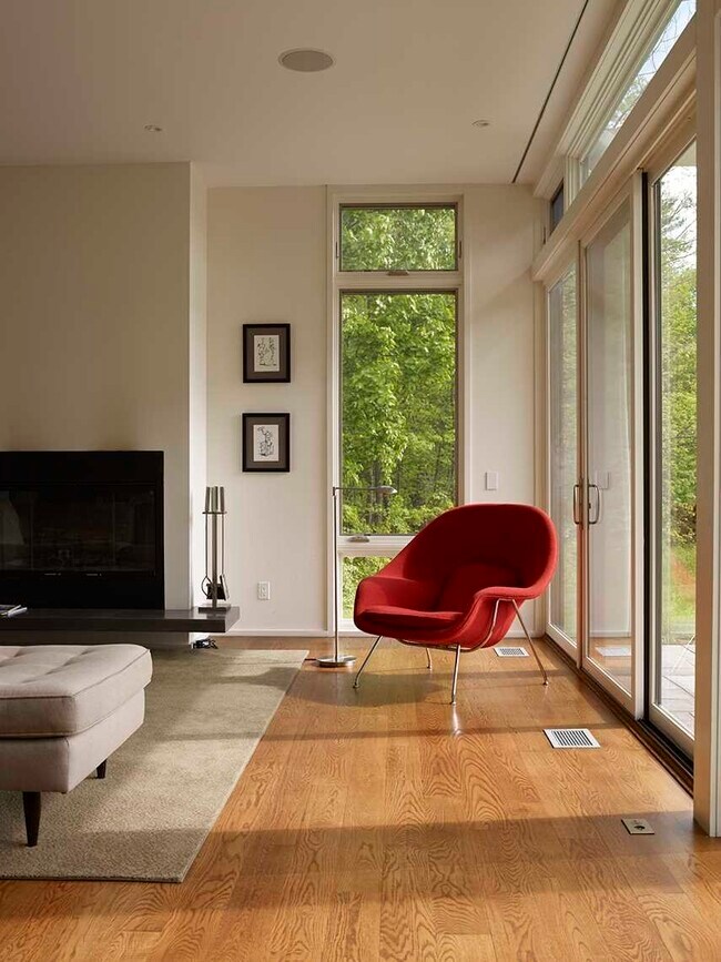 5 Scenic Dr, Hyde Park, NY 12538 House Rental in Hyde Park, NY