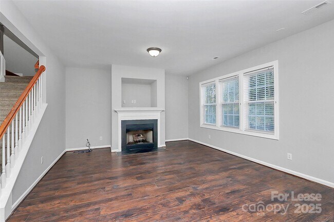 Foto del edificio - 15917 Prescott Hill Ave