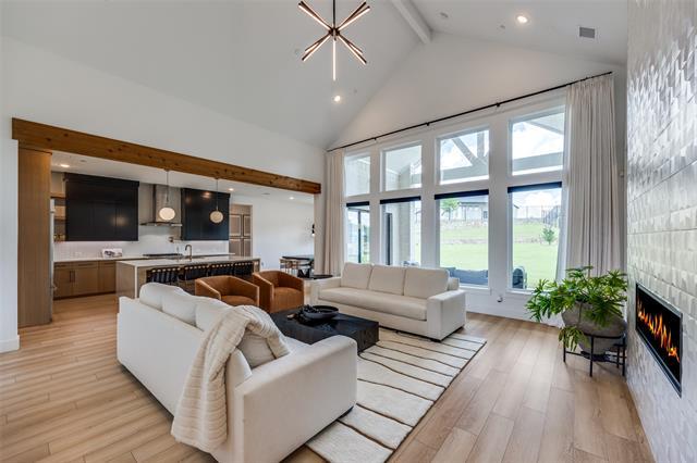 Foto del edificio - 1611 Cayden Trl