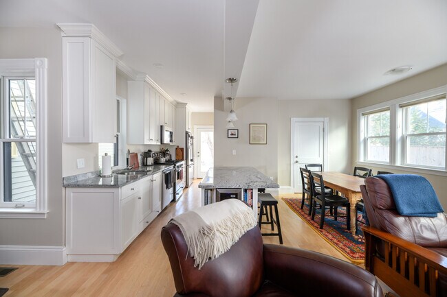 Foto del edificio - 80 Beacon St