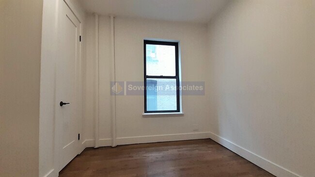 Foto del edificio - 186 Claremont Ave