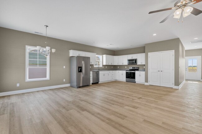 Foto del edificio - 600 Victoria Wy