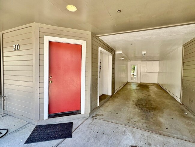 Building Photo - 1185 Foothill Blvd