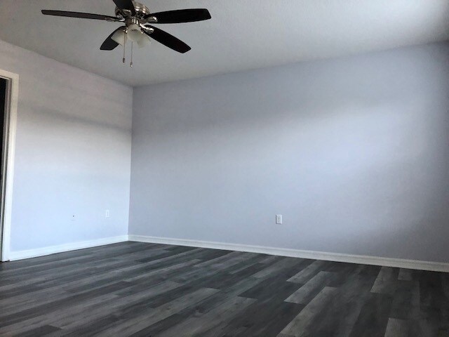 Master Bedroom - 6999 St Ives Ct