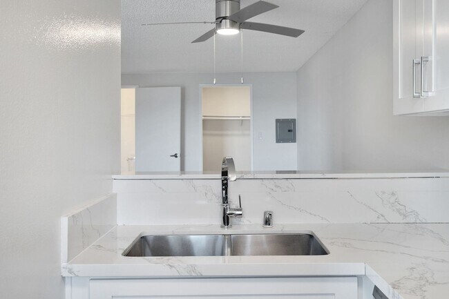 Foto del interior - Orange Luxury Investments LLC