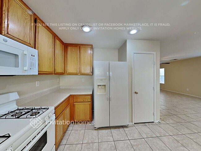 Building Photo - 3340 Brayton Mist
