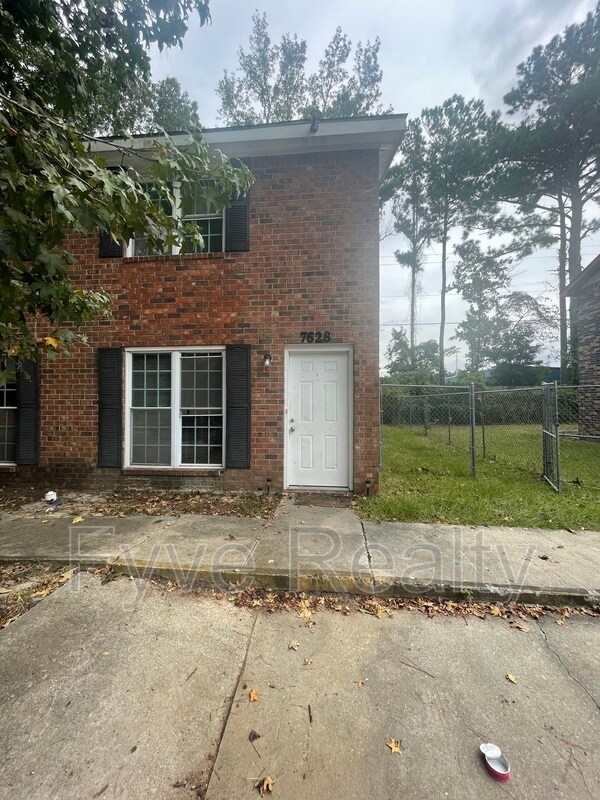 Primary Photo - 7628 Hunters Ridge Ln