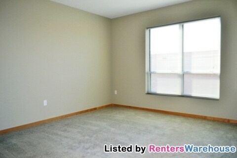 Fotografía del edificio - 1502 5th St N