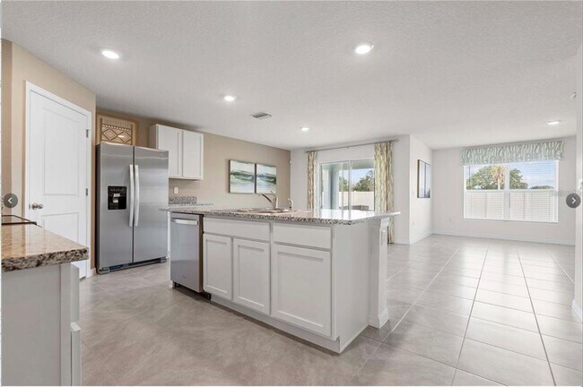 Foto del edificio - 7603 Rosewood Gdn Lp