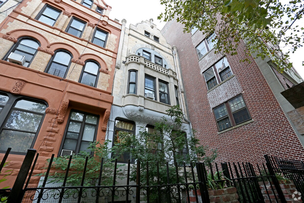 Foto del edificio - 345-349 Convent Ave
