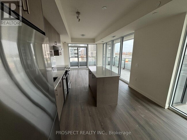 Building Photo - 8960 Jane St