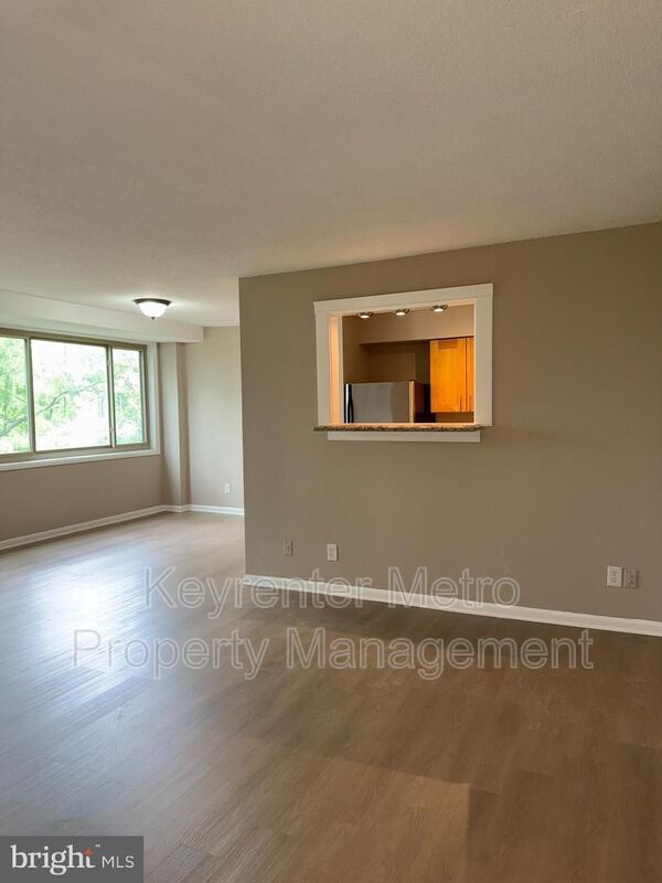 Foto del edificio - 4410 Oglethorpe St