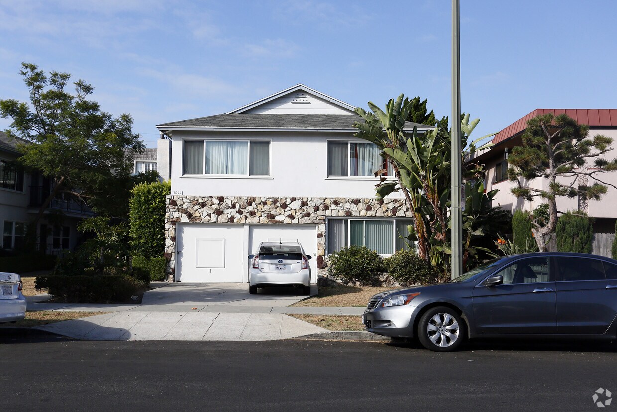Foto del edificio - 3675 Vinton Ave
