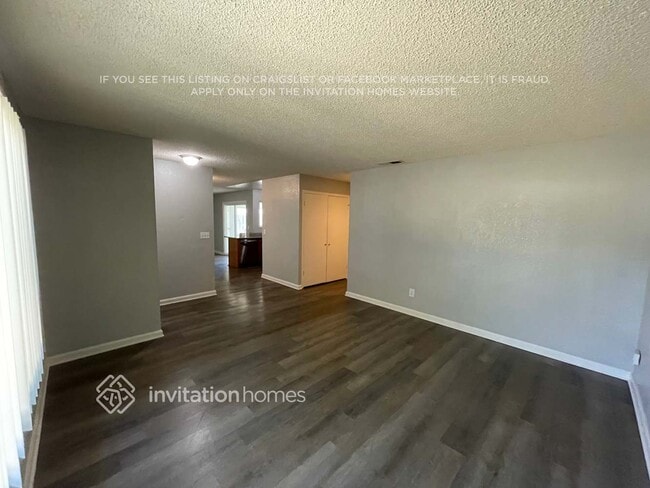 Building Photo - 2159 Greenfield Dr