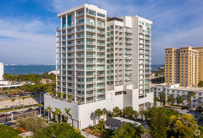 Building Photo - 1224 Blvd Of The Arts