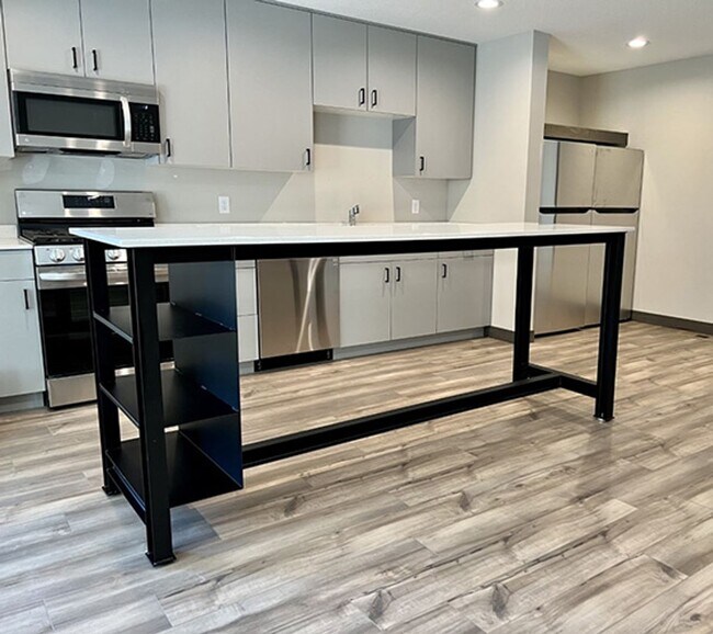 Foto del edificio - 707 13th Ave SE