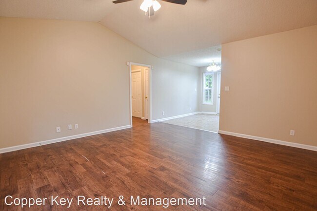 Building Photo - 3 br, 2 bath House - 612 Chestnut Ridge Drive