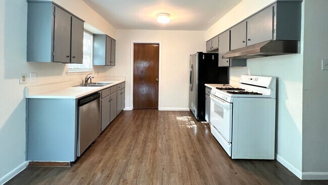 Foto del edificio - 2/1 Cottage in Great Location!