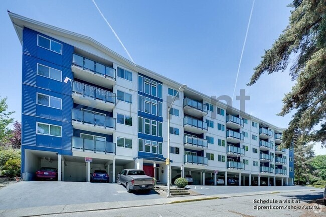 Building Photo - 3711 26th Pl W