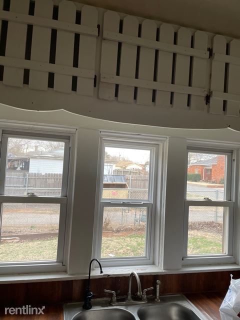 Foto del edificio - 3 br, 2 bath House - 318 North Howard Avenue