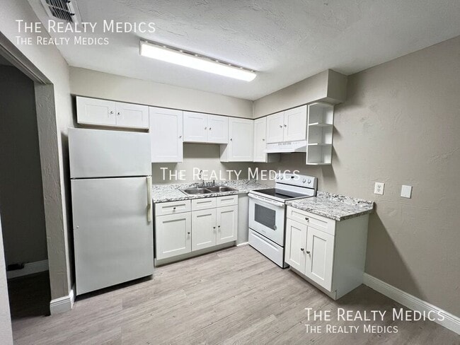 Building Photo - 2055 NW 43rd St