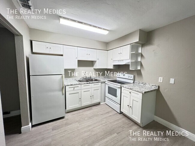 Foto del edificio - 2055 NW 43rd St