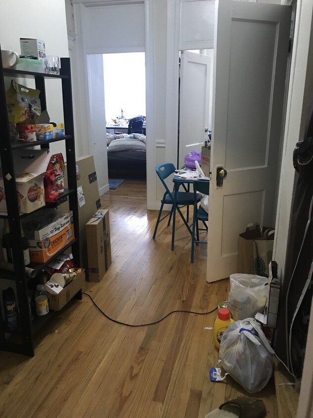 Primary Photo - 132 Hemenway St