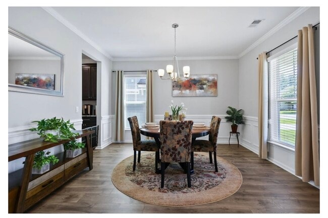 Formal dining room - 7 Warblers Way