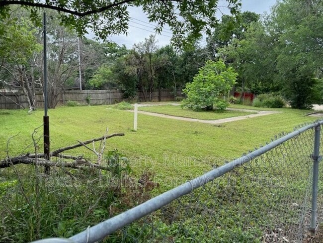 Foto del edificio - 2932 Haynie St