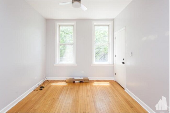 Building Photo - 2228 W Armitage Ave