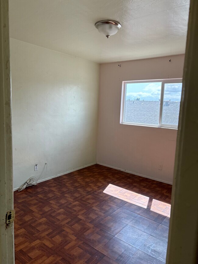 Foto del edificio - 5073 Sterling Ct