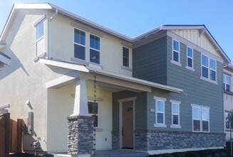 Building Photo - 3066 El Capitan Dr