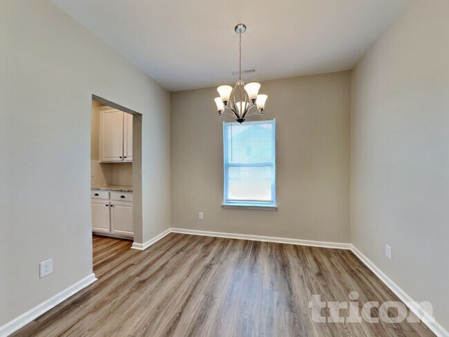 Foto del edificio - 152 Walker Grv Ln