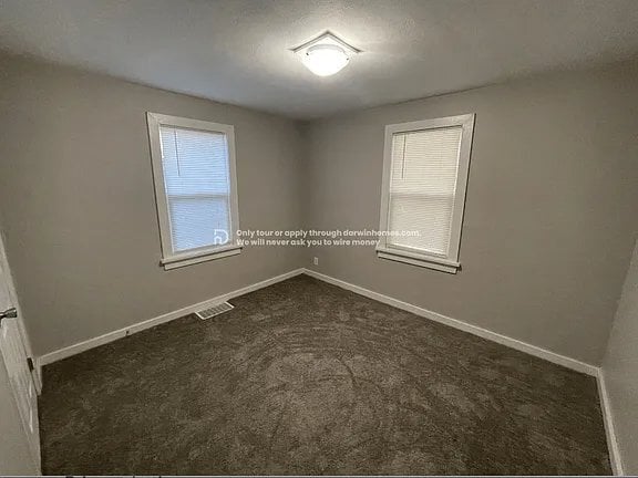 Building Photo - 1423 E Resthaven Rd